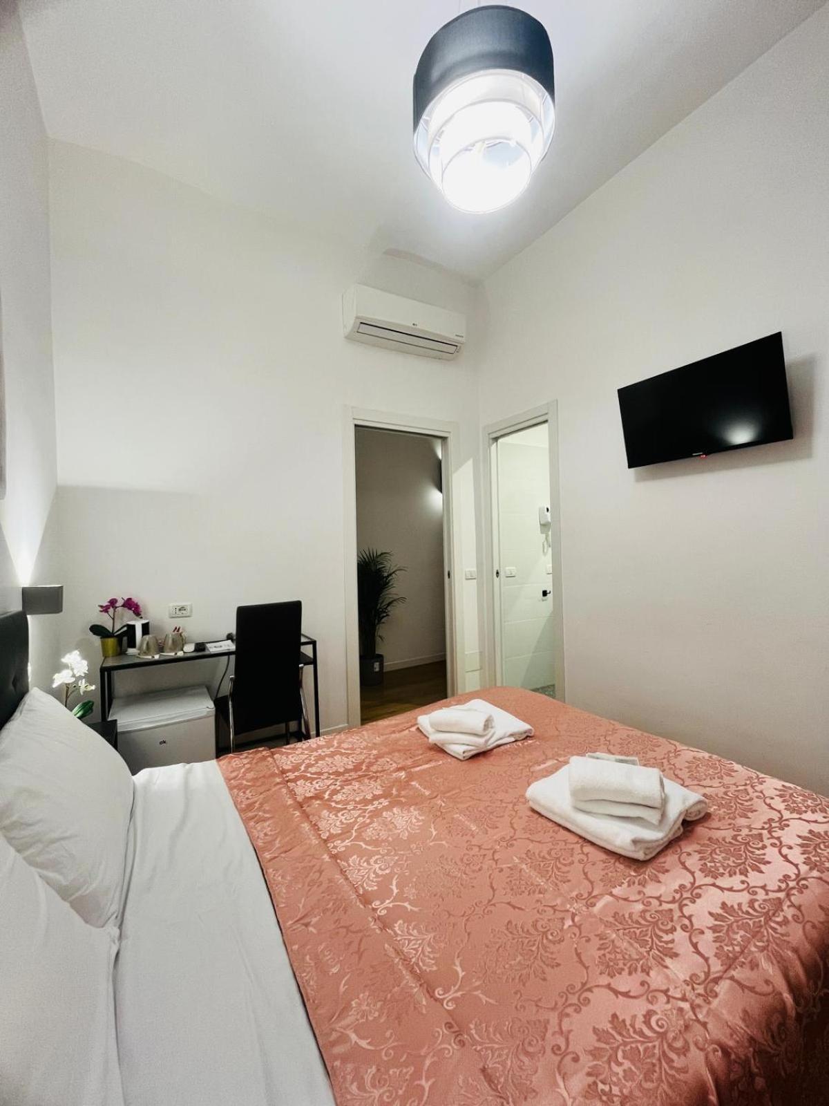 Pensión Rome Holiday Guesthouse
